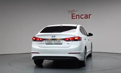 Hyundai Avante 2017, 113212 км, за 9200000 KRW - фото 4