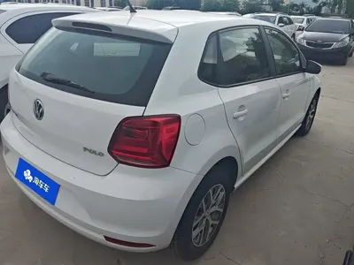 Volkswagen Polo 2018, 82000 км, за 34800 CNY