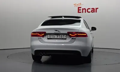 Jaguar XE 2017, 83914 км, за 9500000 KRW