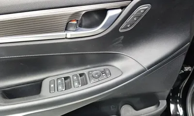 Hyundai Grandeur 2017, 159542 км, за 10500000 KRW - фото 18