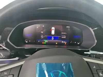 Volkswagen 帕萨特插电混动 2026, 100 км, за 136400 CNY - фото 12