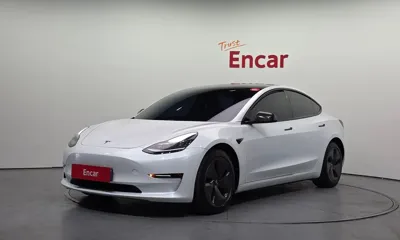 Tesla Model 3 · 2020 год