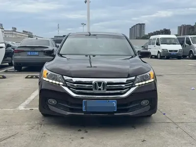 Honda Accord 2014, 85000 км, за 41800 CNY - фото 2
