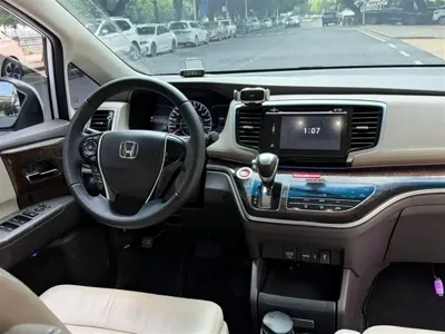 Honda Odyssey 2015, 130000 км, за 69800 CNY - фото 5