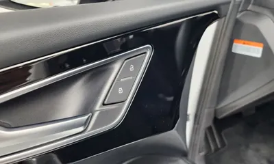 Audi Q4 e-tron 2023, 46203 км, за 35900000 KRW - фото 35