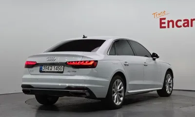 Audi A4 2023, 12483 км, за 29490000 KRW