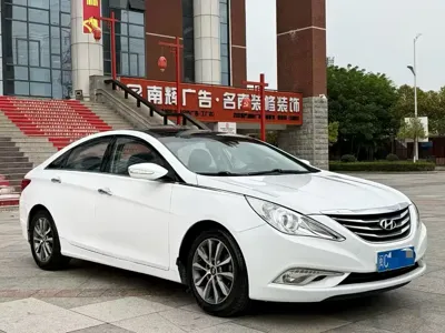 Hyundai Sonata 2013, 150000 км, за 15800 CNY