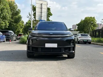 Li Auto Li L7 2023, 40000 км, за 178000 CNY