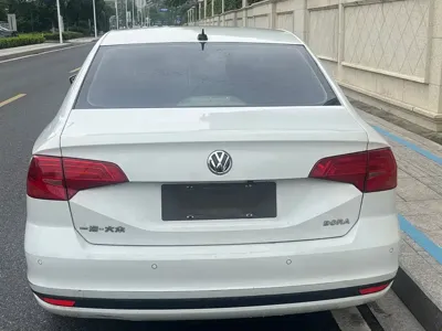 Volkswagen Bora 2016, 86000 км, за 25800 CNY - фото 5