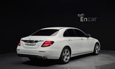 Mercedes-Benz E-Class 2018, 72770 км, за 21900000 KRW - фото 2