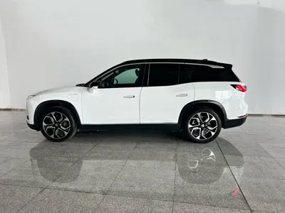 Nio ES8 2020, 106000 км, за 136800 CNY