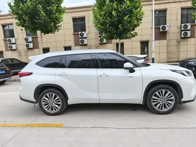 Toyota Highlander 2025, 25000 км, за 190799 CNY - фото 7