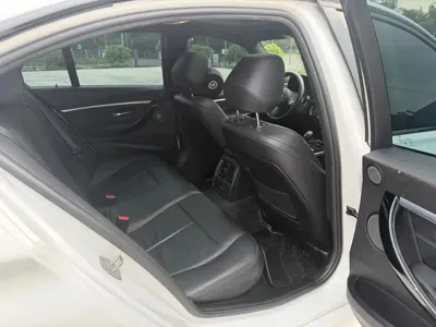 BMW 3 Series 2019, 92000 км, за 93800 CNY - фото 15