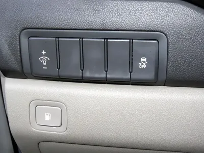Kia Canival 2015, 176134 км, за 6600000 KRW - фото 14