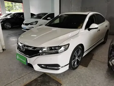 Honda Spirior 2016, 150700 км, за 56300 CNY