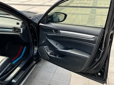 Honda Accord 2018, 140000 км, за 69800 CNY - фото 18