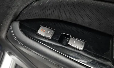 KG_Mobility_Ssangyong Rexton 2018, 118218 км, за 15500000 KRW - фото 29