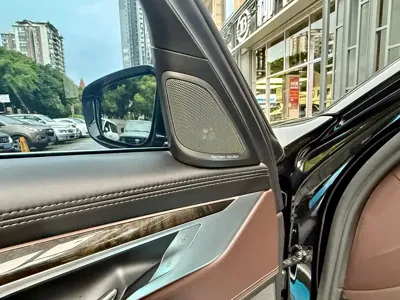 BMW 7 Series 2017, 59000 км, за 217000 CNY - фото 9