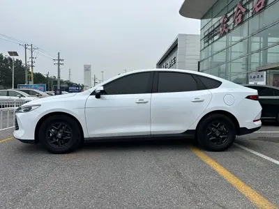 BYD Qin Plus 2025, 16000 км, за 57800 CNY