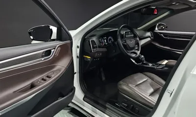 Hyundai Grandeur 2019, 48284 км, за 26200000 KRW - фото 11