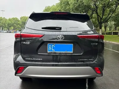 Toyota Highlander 2023, 68000 км, за 179800 CNY - фото 5