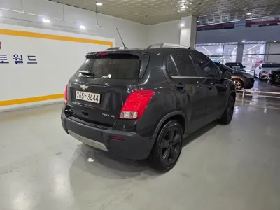ChevroletGMDaewoo Trax 2016, 324500 км, за 2200000 KRW - фото 5