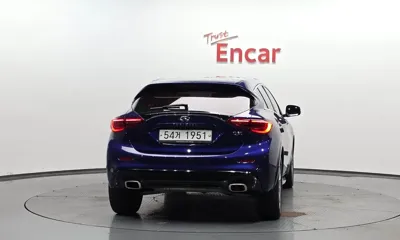 Infiniti Q30 2019, 76800 км, за 10900000 KRW