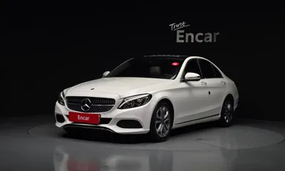 Mercedes-Benz C-Class · 2017 год