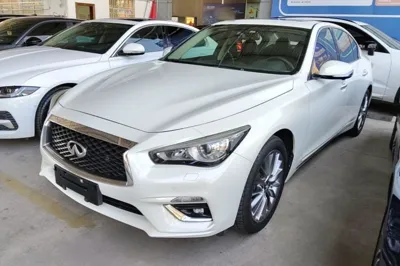 Infiniti Q50L · 2018 год