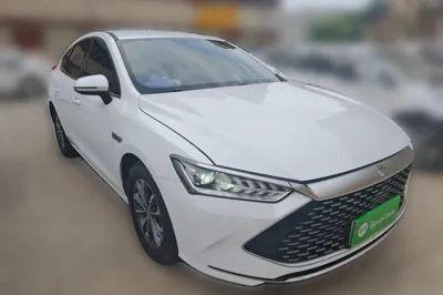 BYD Qin Plus 2023, 14000 км, за 57667.17 CNY