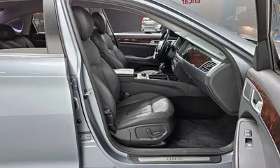 Hyundai Genesis 2015, 123958 км, за 10500000 KRW - фото 10