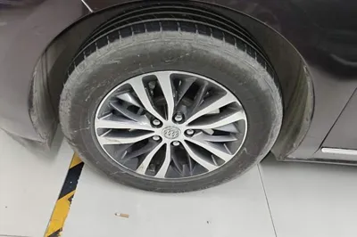 Buick GL8 2017, 151200 км, за 96342.19 CNY - фото 10