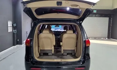 Kia Canival 2017, 141112 км, за 9900000 KRW - фото 14