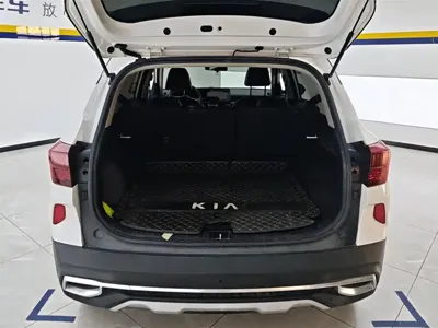 Kia KX3 2021, 41800 км, за 73800 CNY