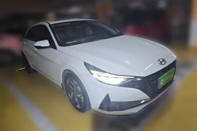 Hyundai Elantra 2022, 60500 км, за 64669.08 CNY