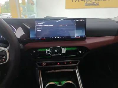 BMW i3 2025, 28300 км, за 152800 CNY - фото 11