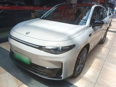 Leapmotor Leapmotor C10 · 2025 год