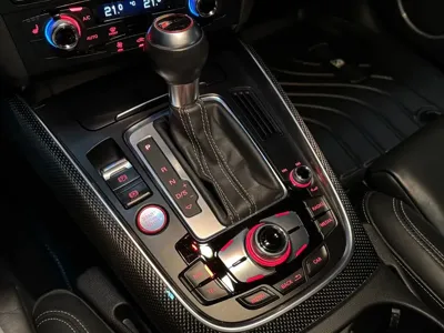 Audi SQ5 2016, 127000 км, за 19900000 KRW - фото 16