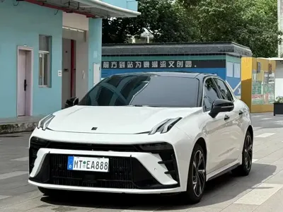 Lynk & Co 03 · 2022 год