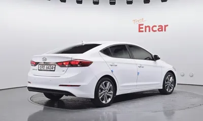 Hyundai Avante 2018, 50501 км, за 10990000 KRW - фото 2