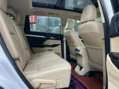 Toyota Highlander 2021, 70000 км, за 139800 CNY - фото 31