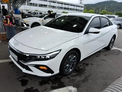 Hyundai Avante 2026, 5 км, за 3840000 KRW - фото 3