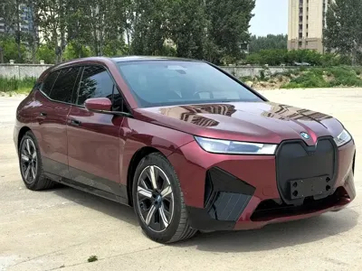 BMW iX · 2023 год