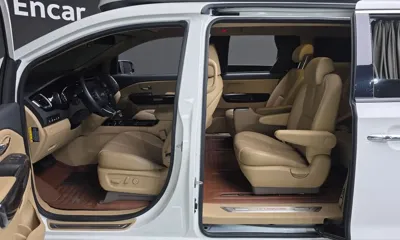 Kia Canival 2019, 63751 км, за 24900000 KRW - фото 16