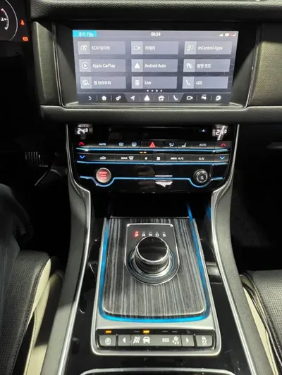 Jaguar XF 2019, 50000 км, за 29000000 KRW - фото 9