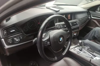 BMW 5 Series 2014, 77400 км, за 80467.56 CNY - фото 12