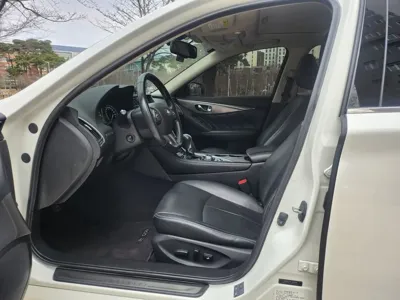 Infiniti Q50 2016, 94000 км, за 6900000 KRW - фото 7