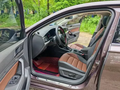 Volkswagen Lavida 2019, 68000 км, за 56000 CNY
