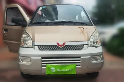 Wuling Rongguang 2017, 66300 км, за 25966.83 CNY