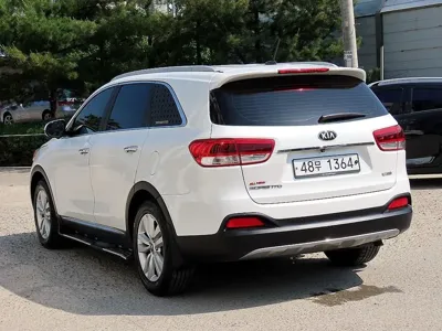Kia Sorento 2015, 144691 км, за 9900000 KRW
